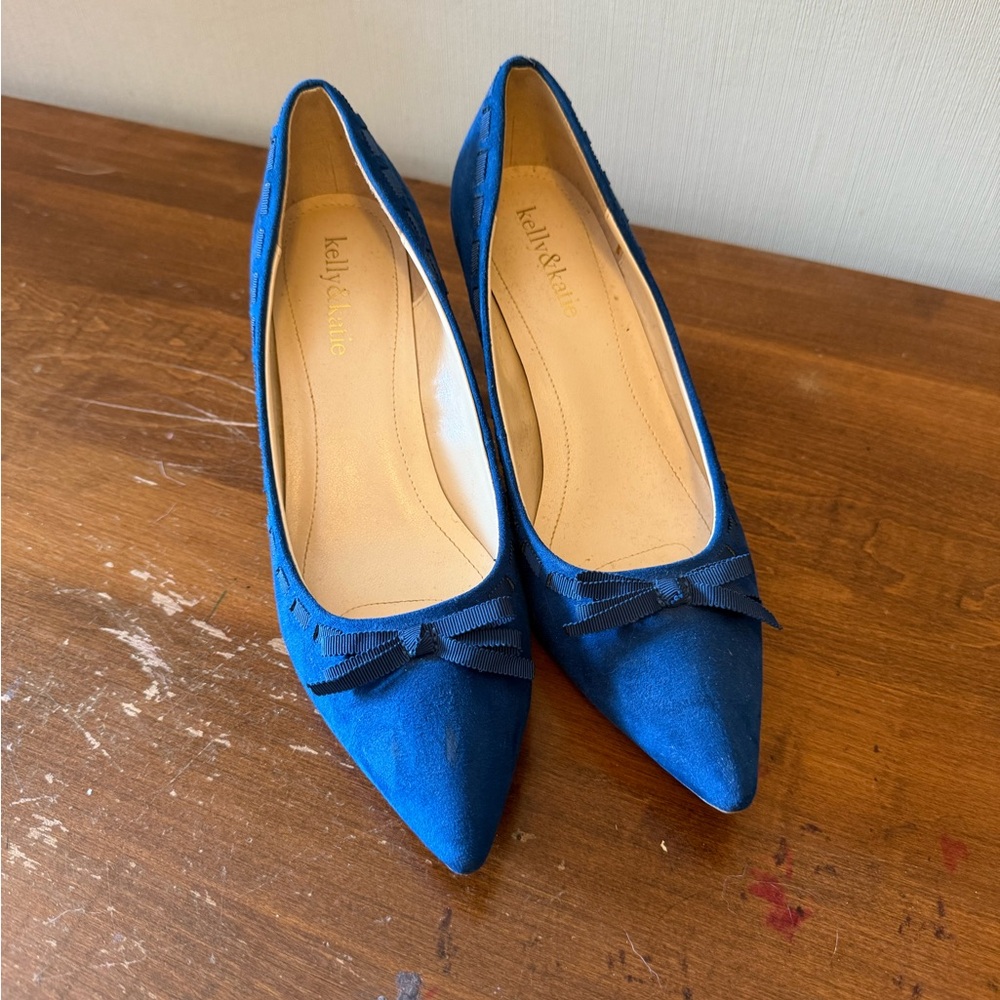 Kelly & Katie Blue Suede Heels